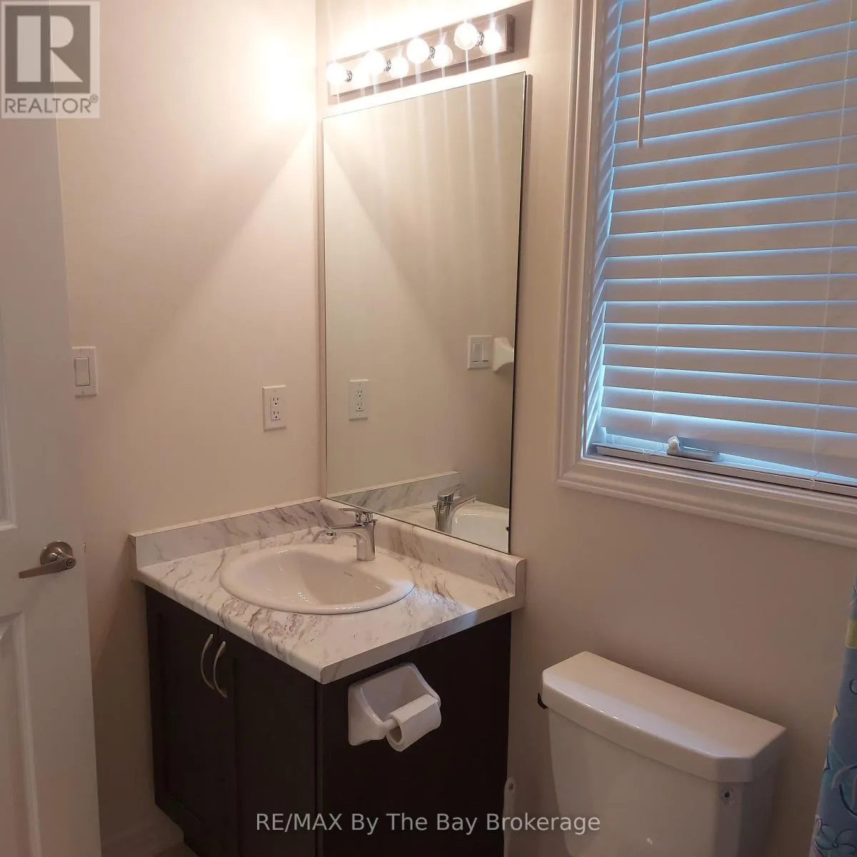 UPPER - 92 BERKELY STREET, #UPPER