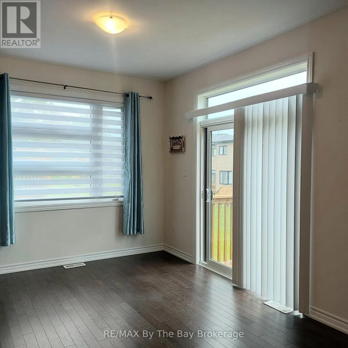 UPPER - 92 BERKELY STREET, #UPPER