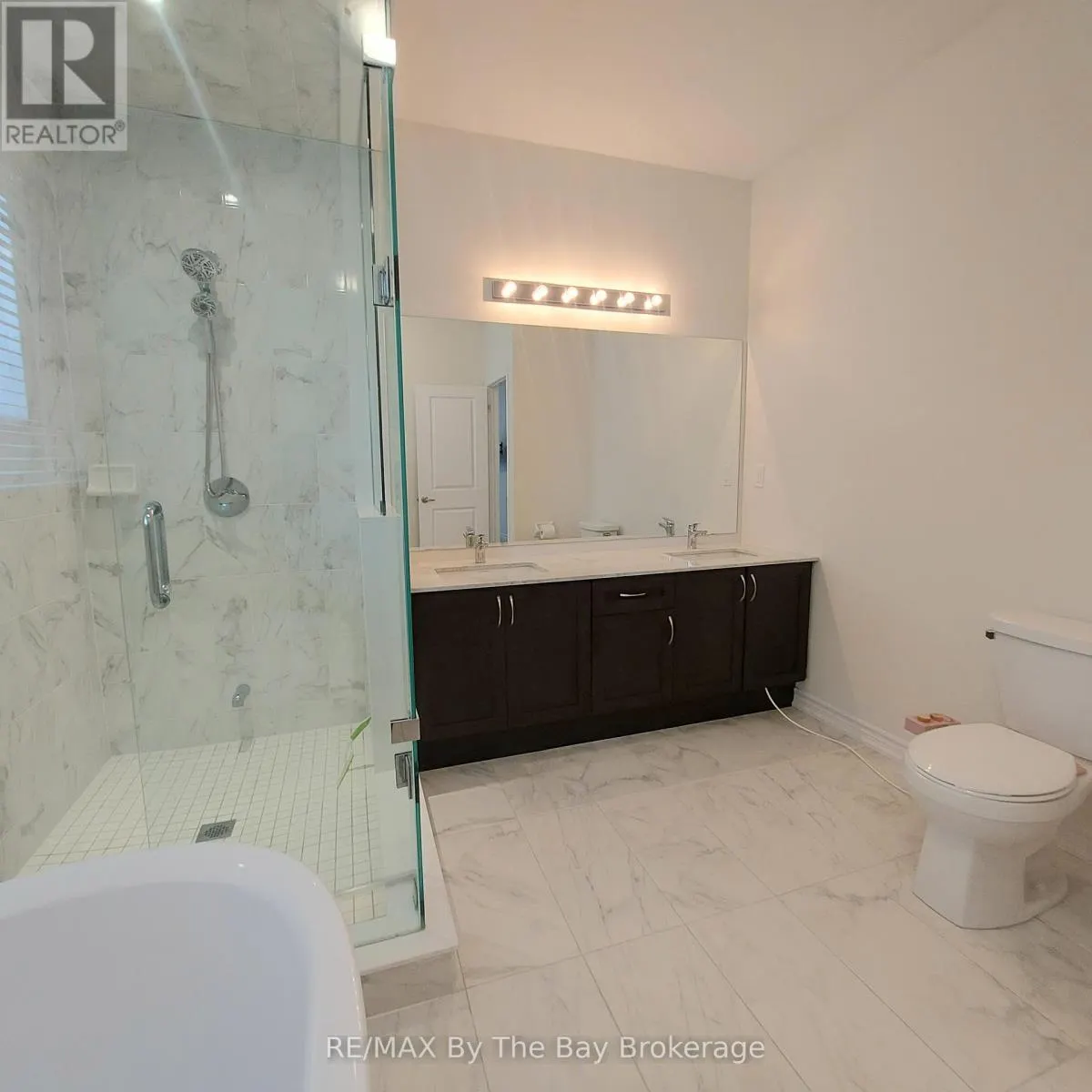 UPPER - 92 BERKELY STREET, #UPPER
