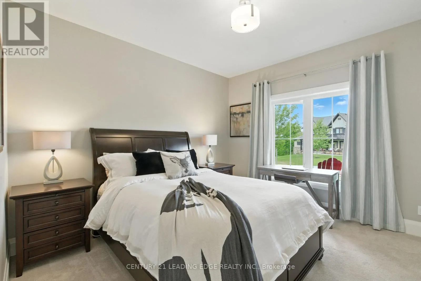 43 THOROUGHBRED DRIVE