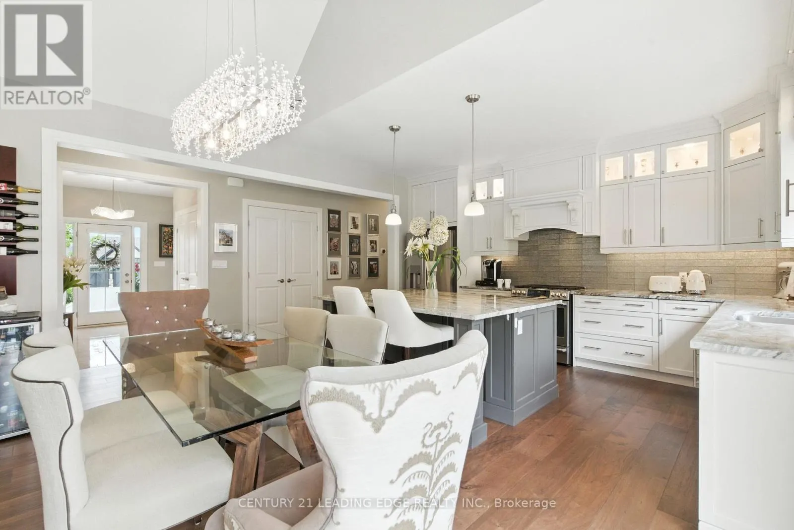 43 THOROUGHBRED DRIVE