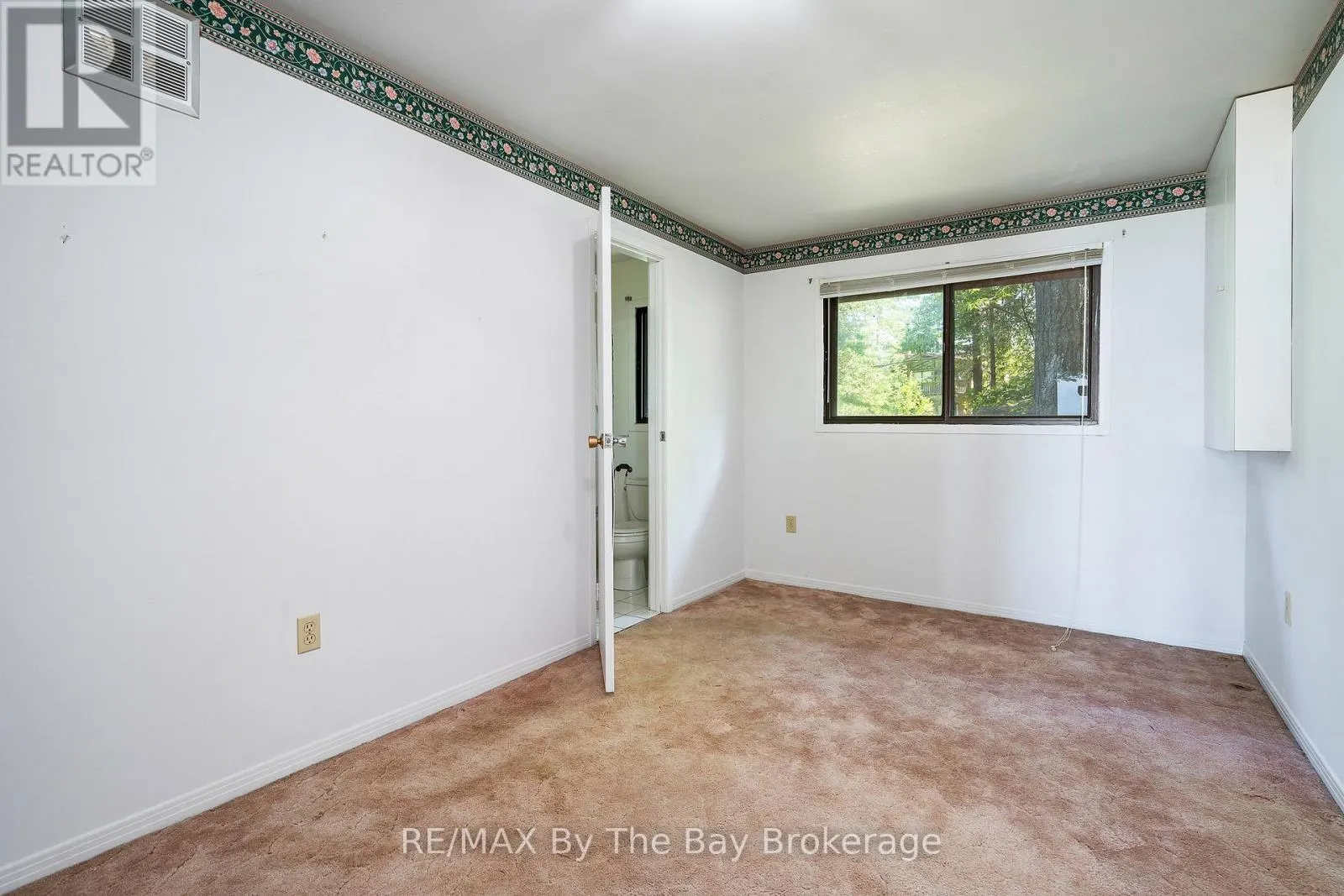 156 SANTOS LANE