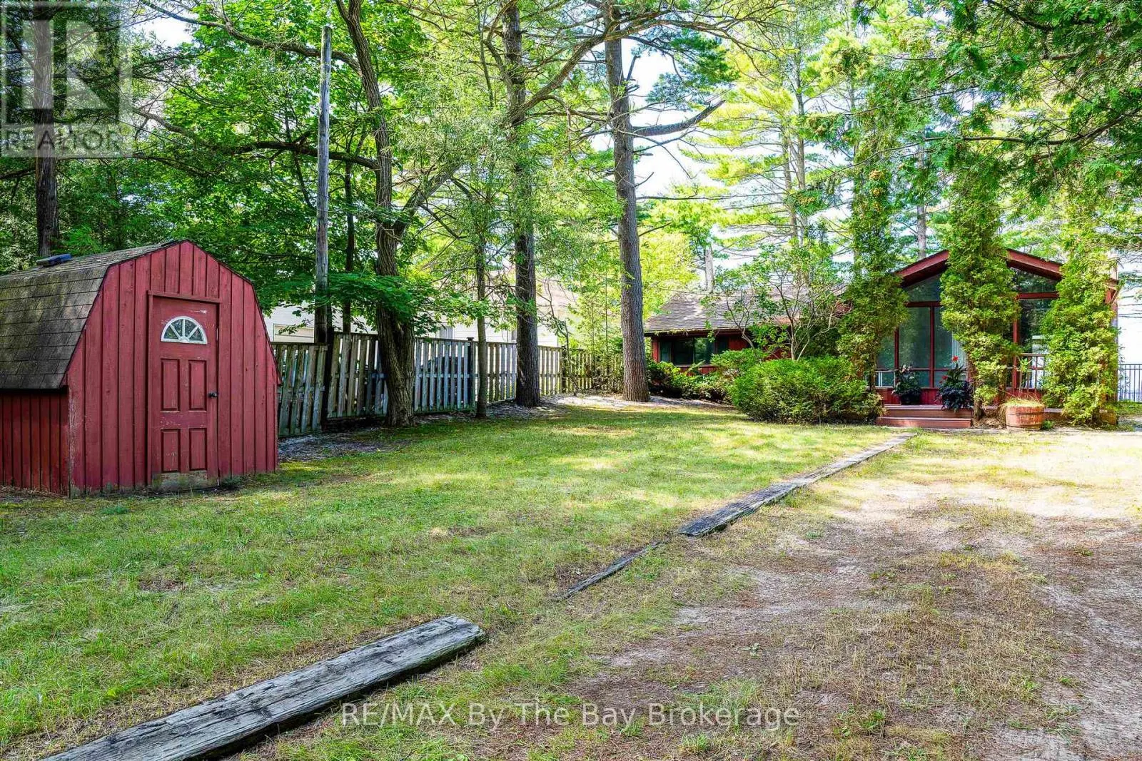 156 SANTOS LANE