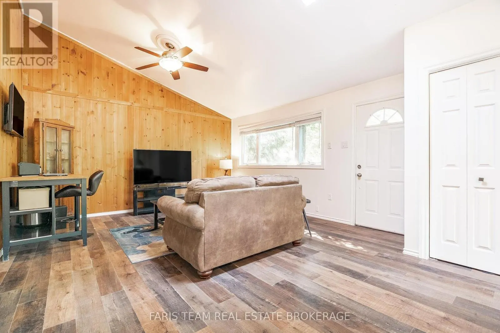 56 MEADOWS AVENUE