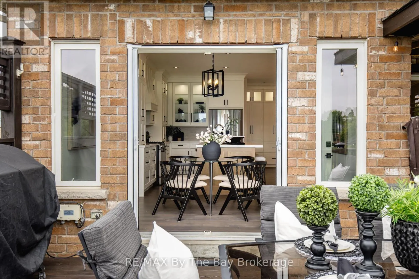 11 BASSWOOD DRIVE