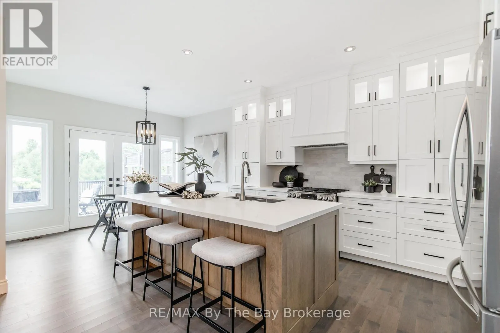 11 BASSWOOD DRIVE