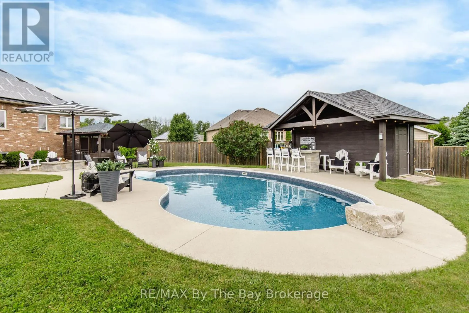 11 BASSWOOD DRIVE