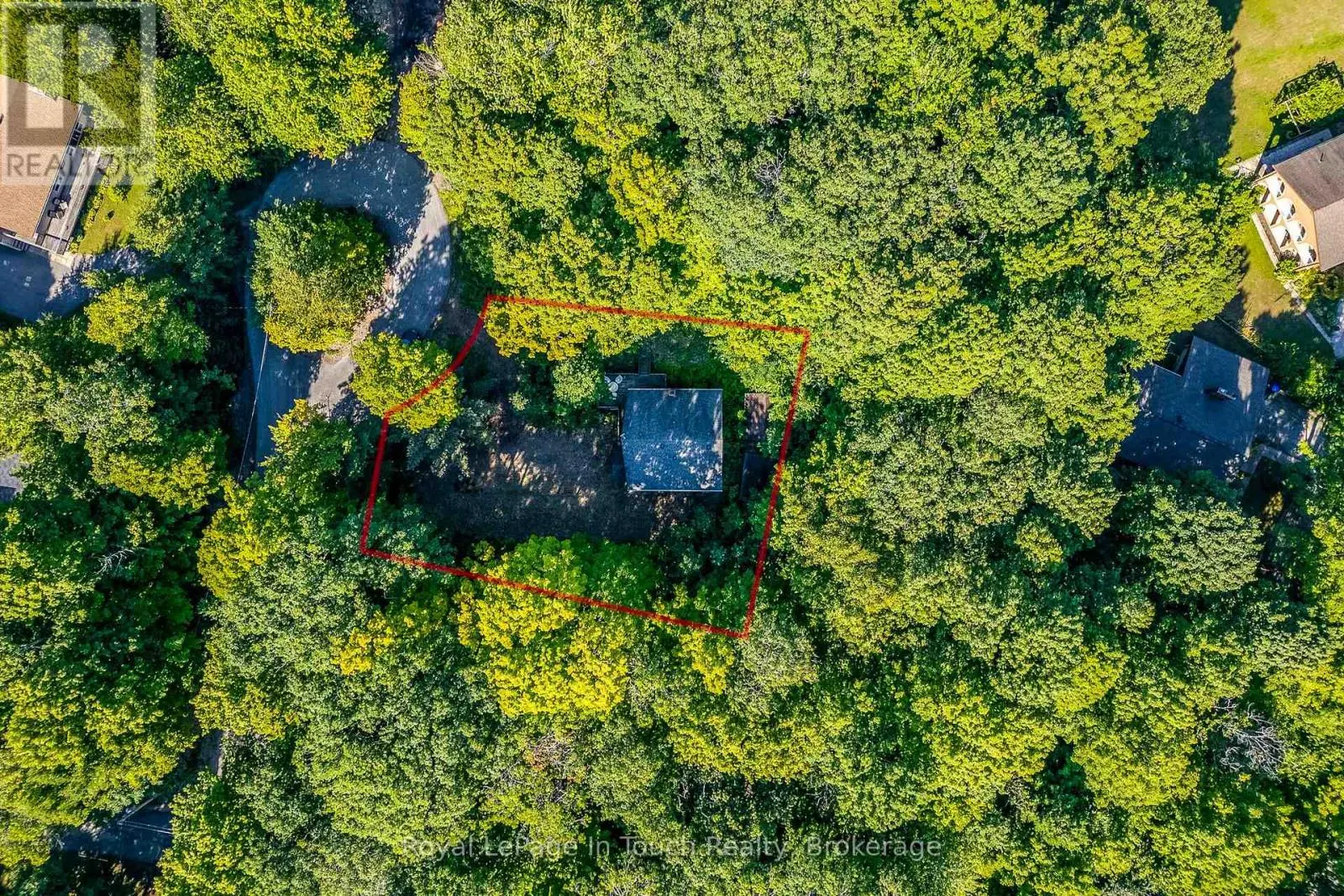 5 GARY COURT