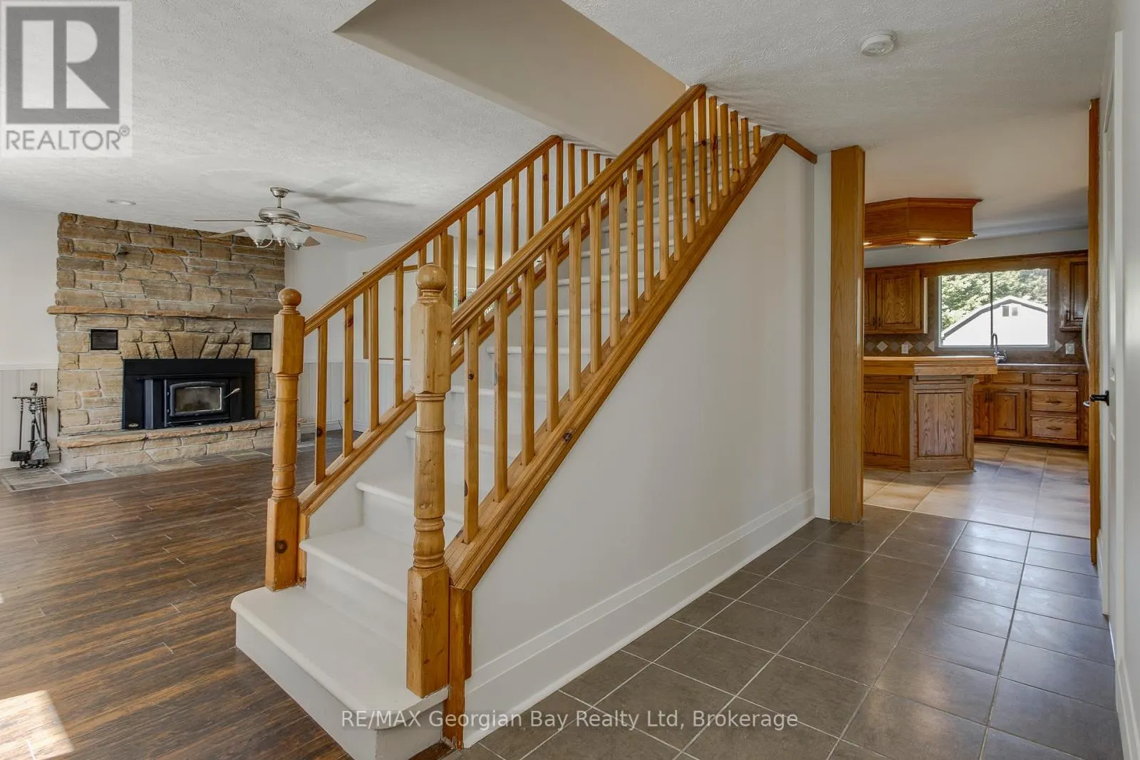 260 CONCESSION 12 STREET E
