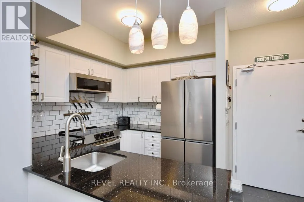 208 - 299 CUNDLES ROAD E