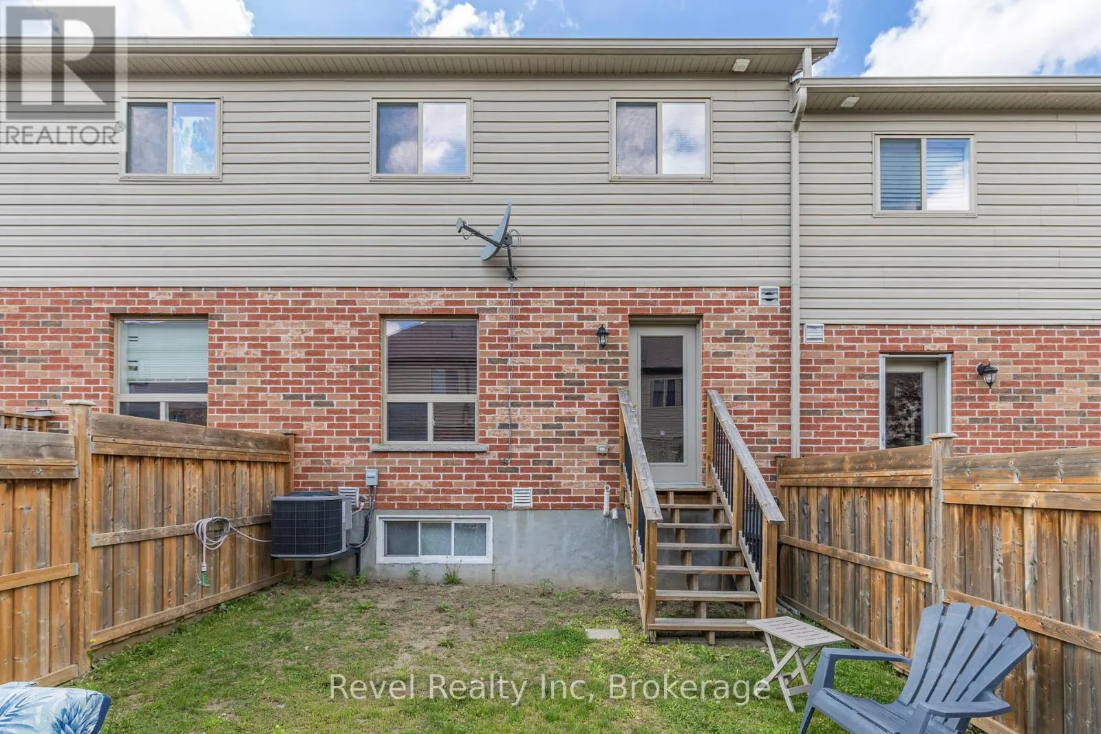 1041 COOK DRIVE