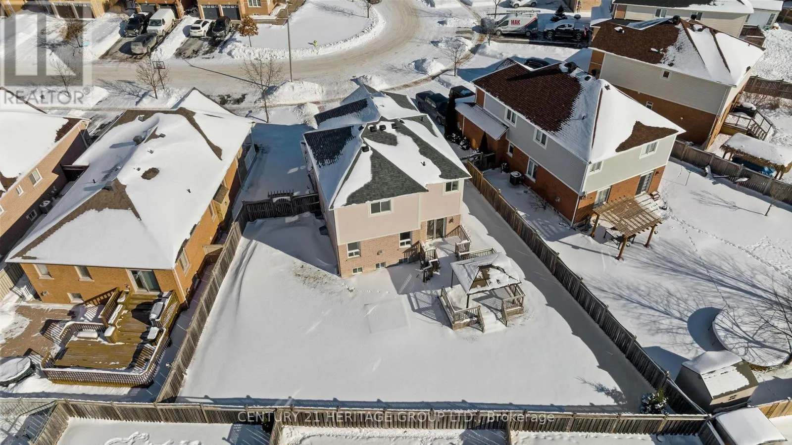 18 TUDOR CRESCENT