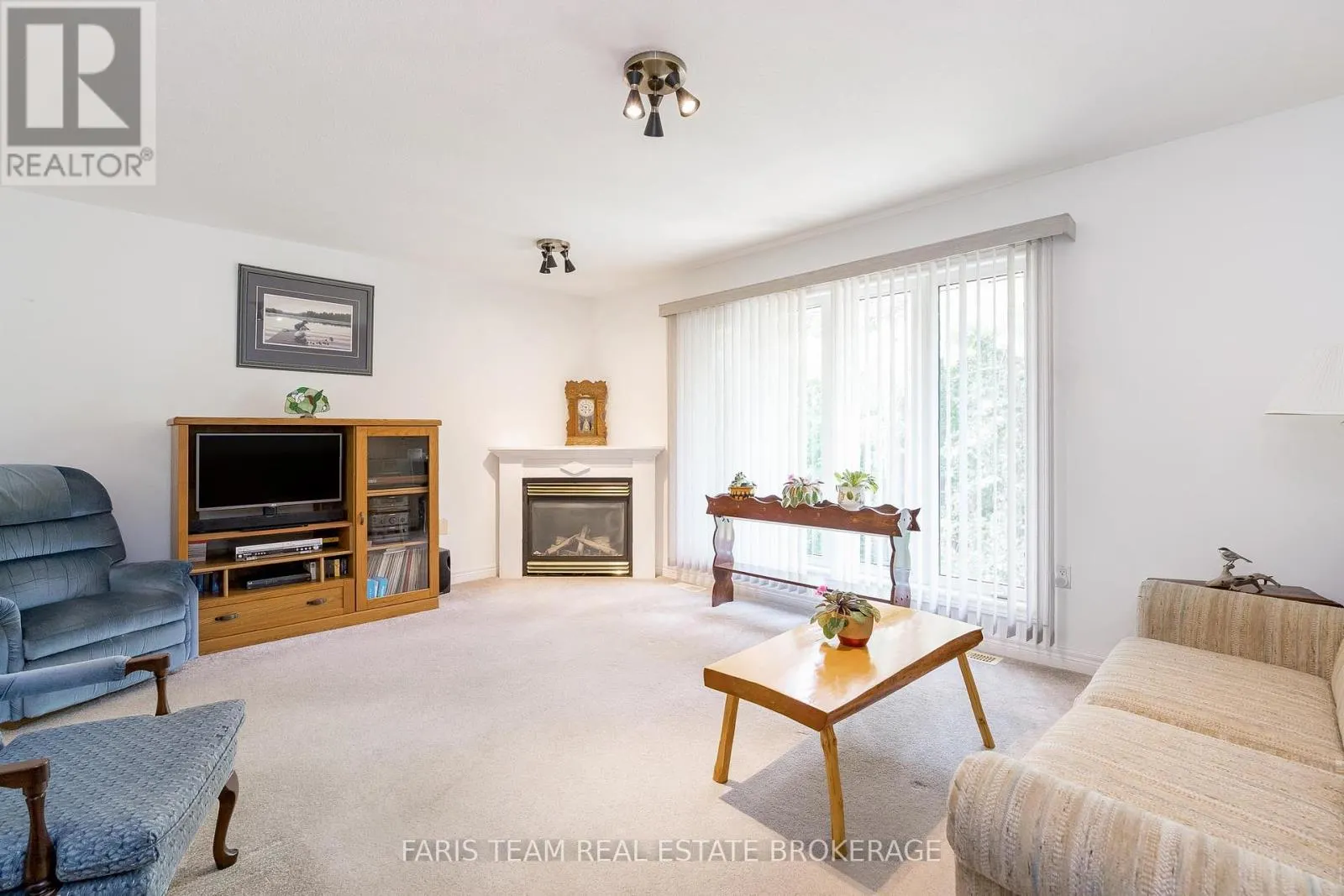 21 FOREST HILL DRIVE