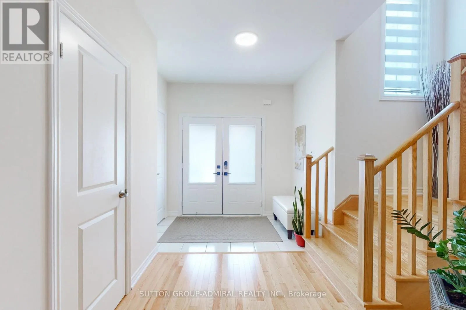 3 CYPRESS POINT STREET
