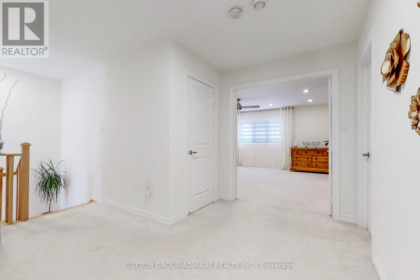 3 CYPRESS POINT STREET