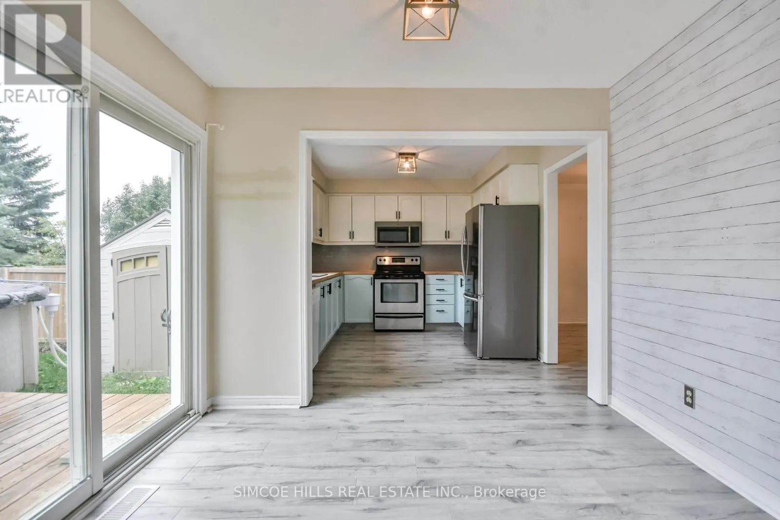 256 HICKLING TRAIL