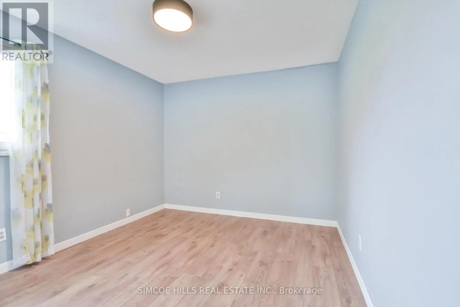 256 HICKLING TRAIL