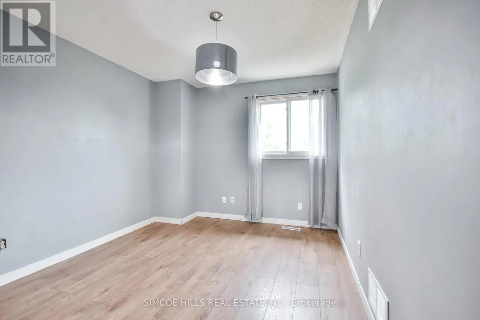 256 HICKLING TRAIL