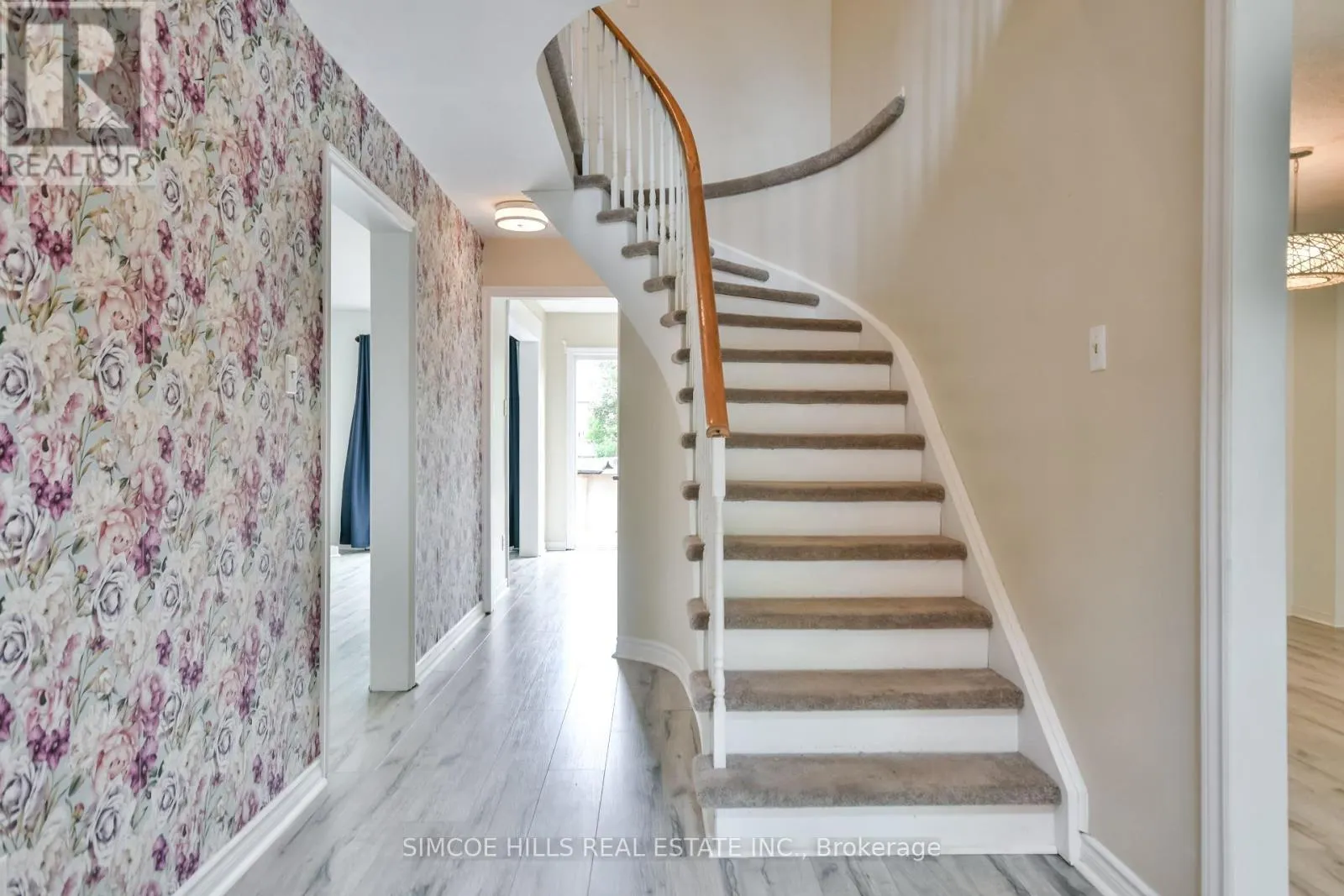 256 HICKLING TRAIL