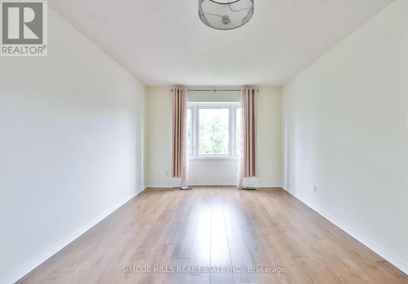 256 HICKLING TRAIL