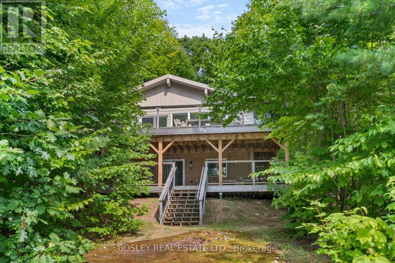 COTTAGE - 152 FARLAIN LAKE ROAD E