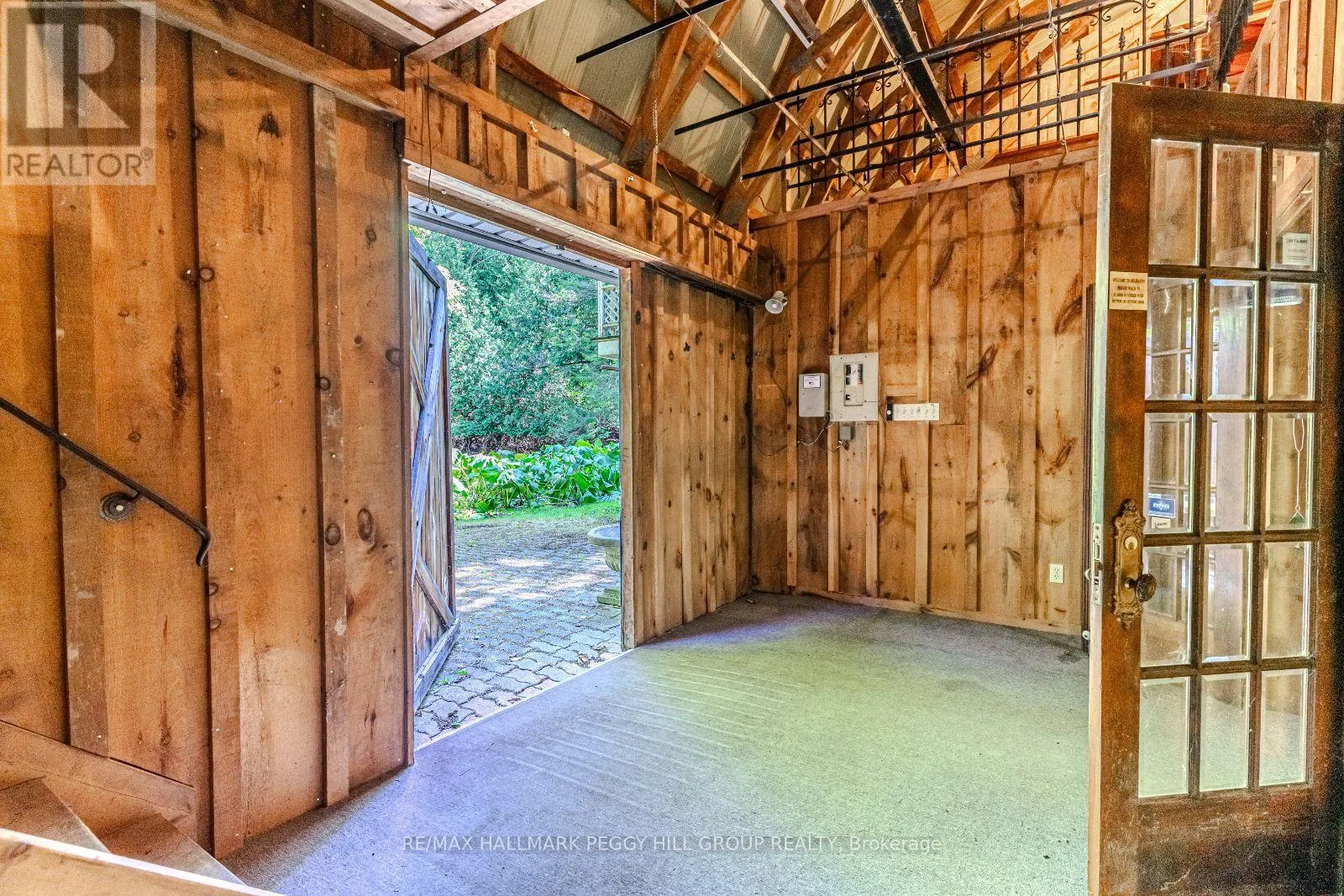 8275 COUNTY RD 9