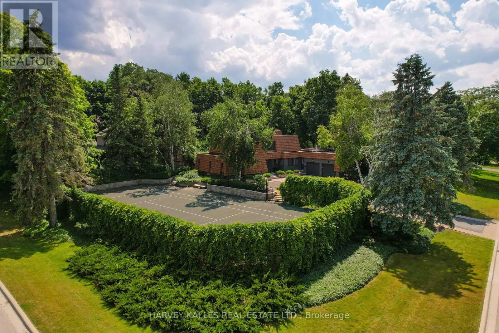 23 ROYAL OAK DRIVE