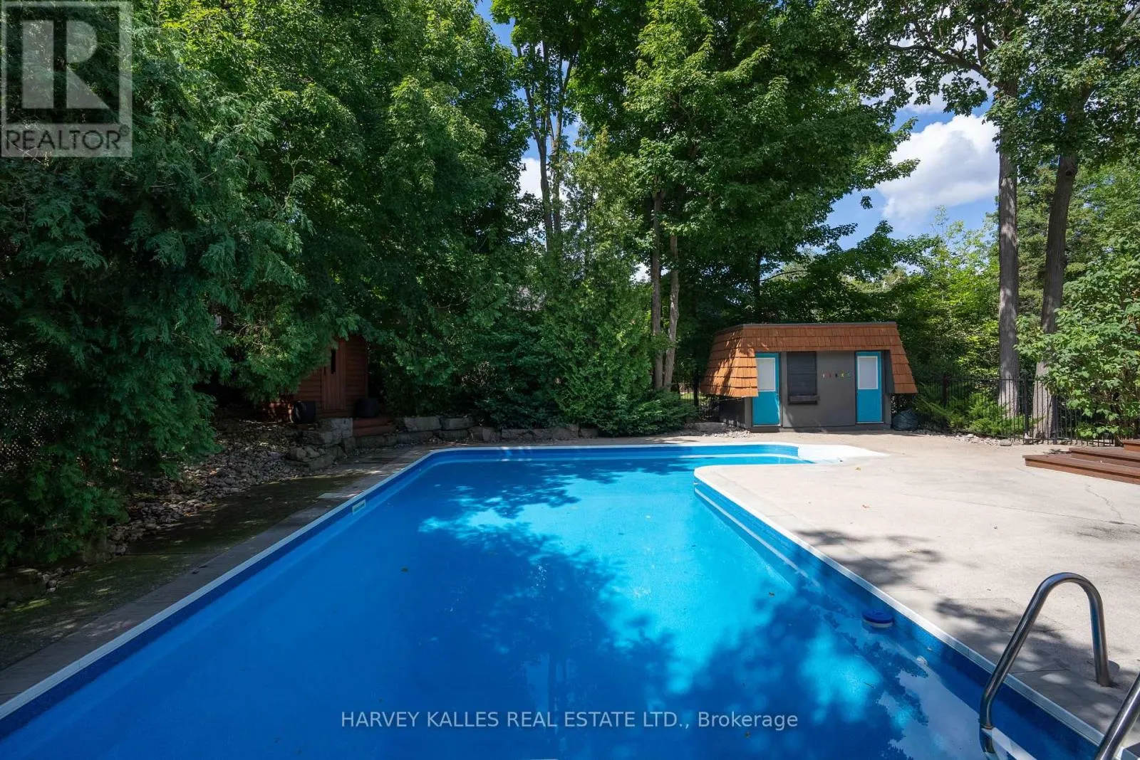 23 ROYAL OAK DRIVE