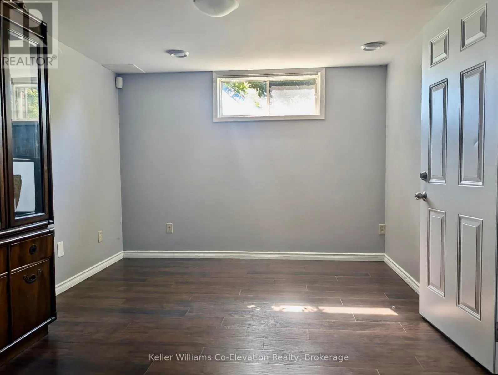 1 BONAVENTURE PLACE