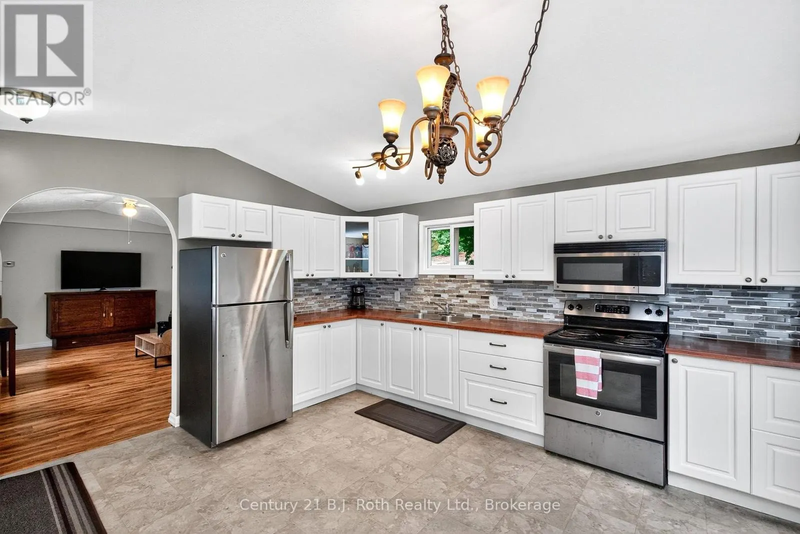 49 - 5263 ELLIOTT SIDE ROAD, #49