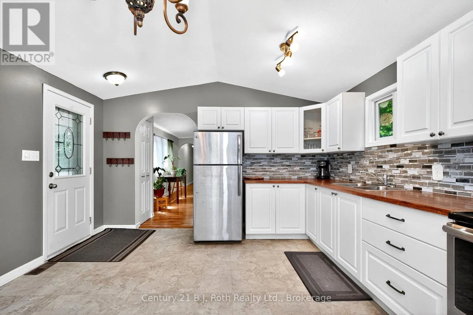 49 - 5263 ELLIOTT SIDE ROAD, #49