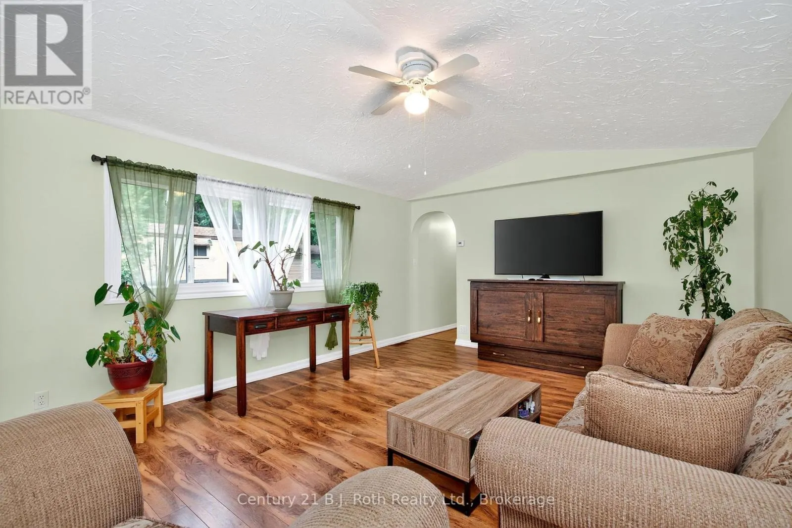 49 - 5263 ELLIOTT SIDE ROAD, #49