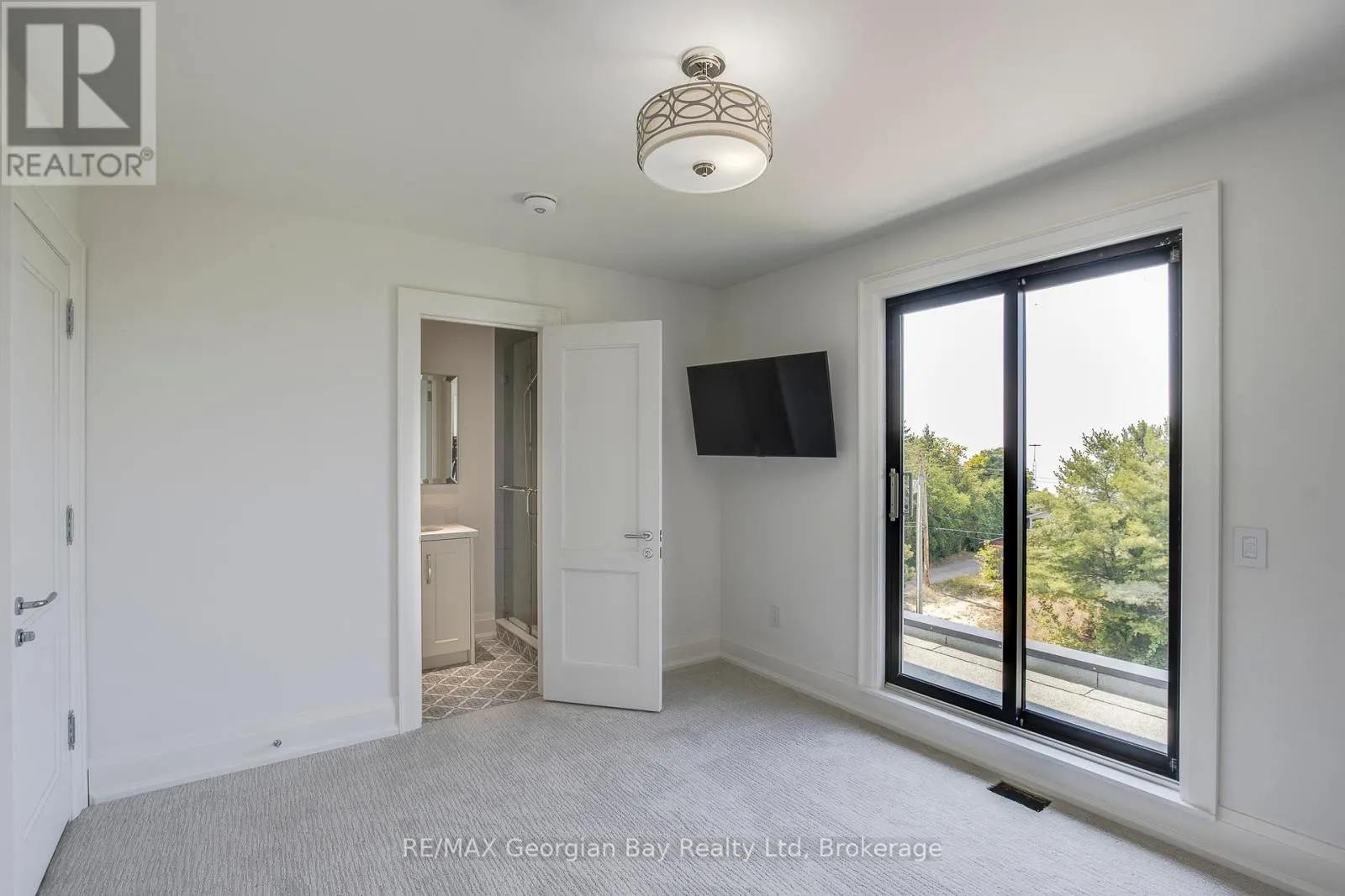 23 TREW AVENUE