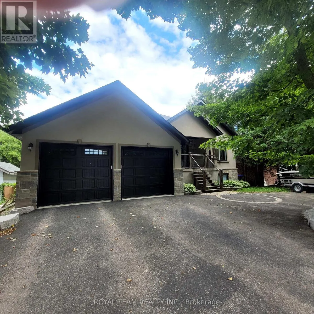 1021 BANNISTER STREET