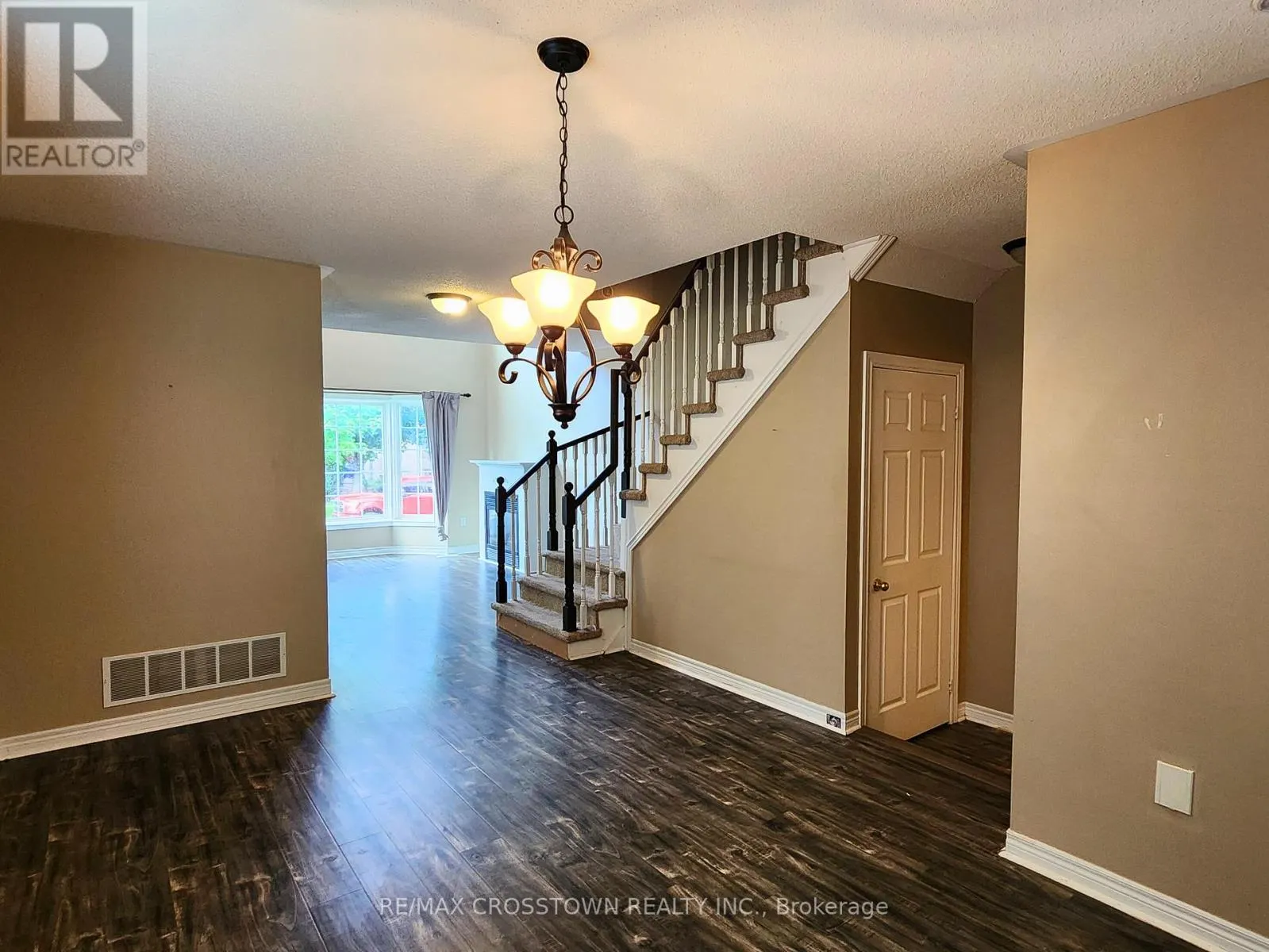141 THRUSHWOOD DRIVE