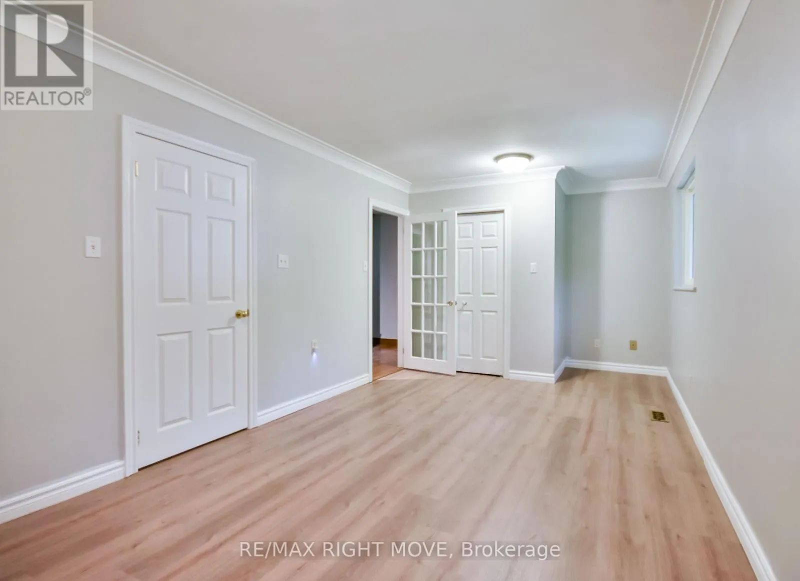 1781 MT. ST. LOUIS ROAD E