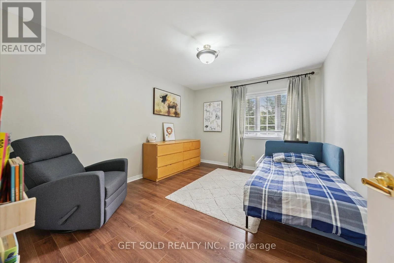77 SIMCOE ROAD