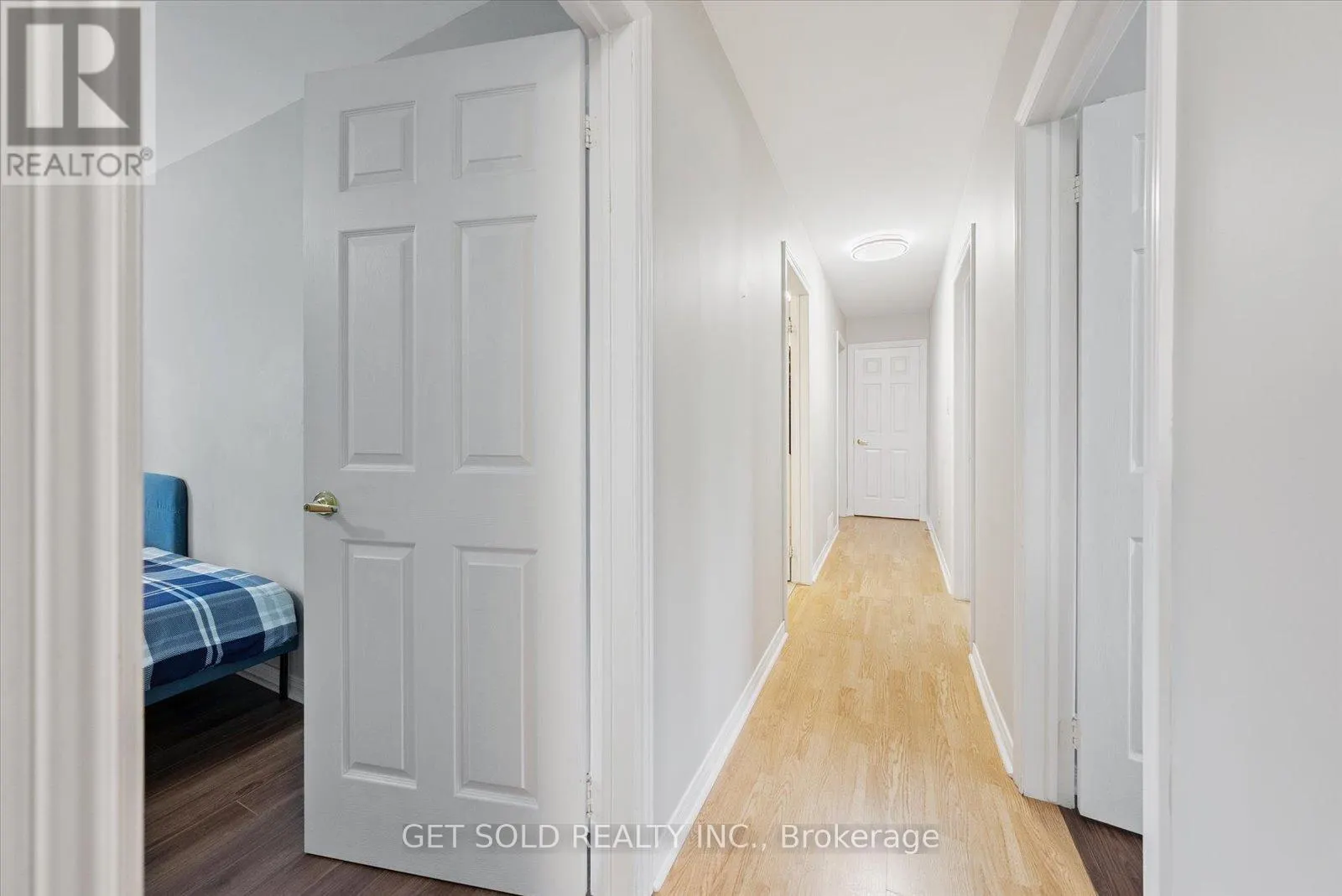 77 SIMCOE ROAD