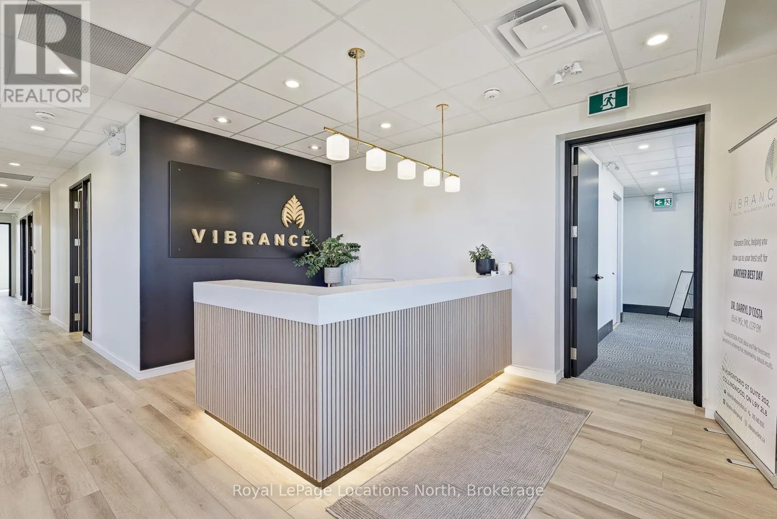 202 - 74 HURONTARIO STREET, #202
