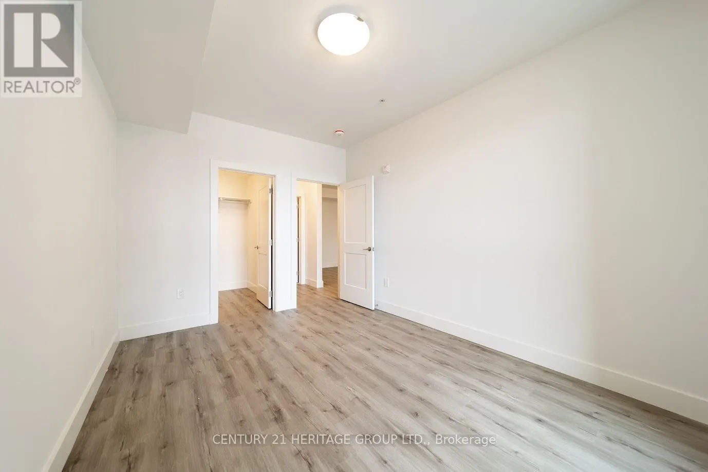 326 - 4 KIMBERLY LANE