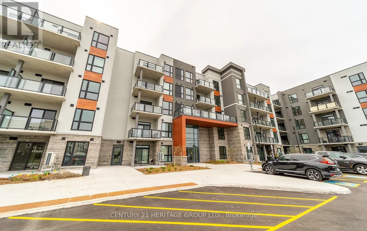 326 - 4 KIMBERLY LANE
