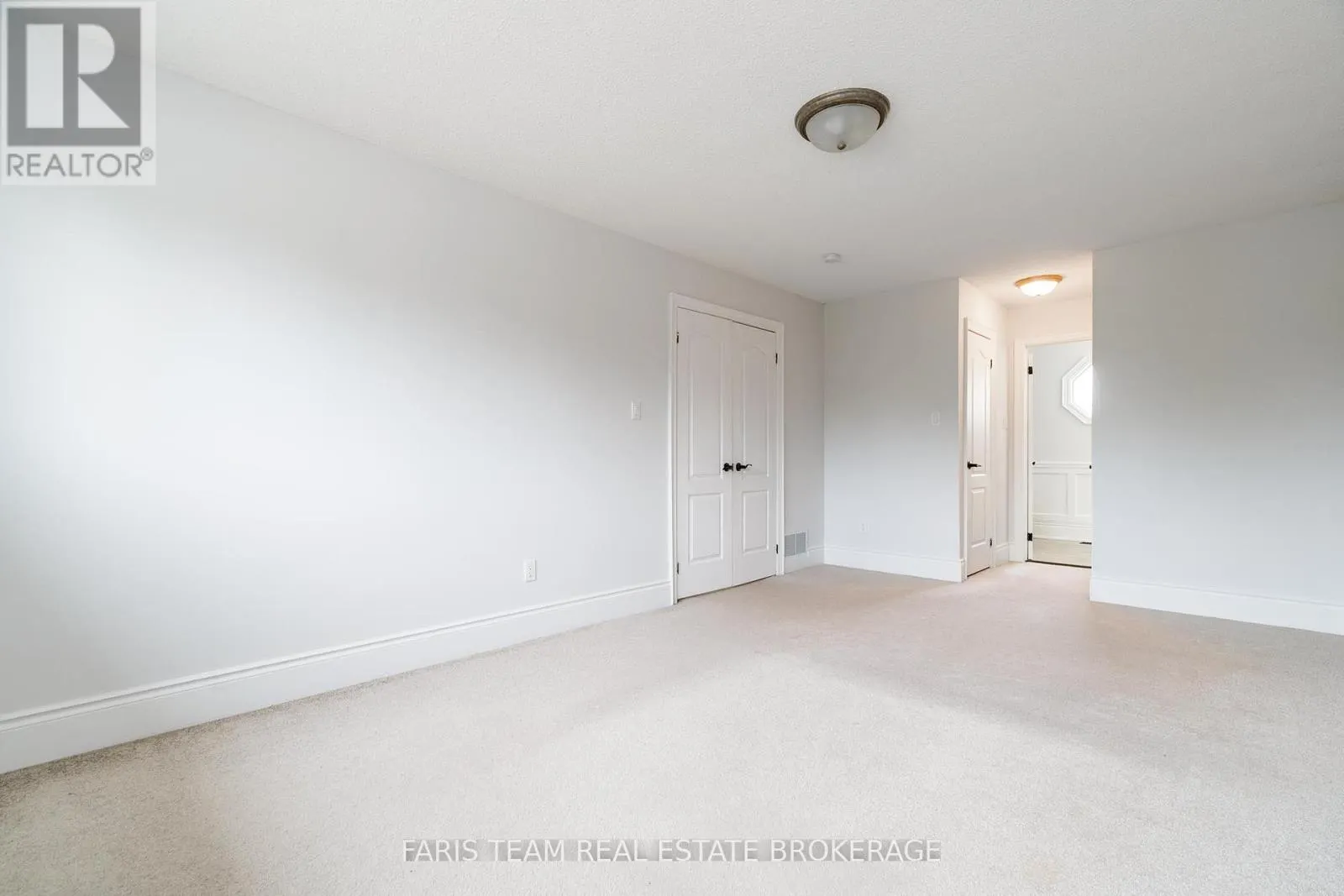 17 RADENHURST CRESCENT