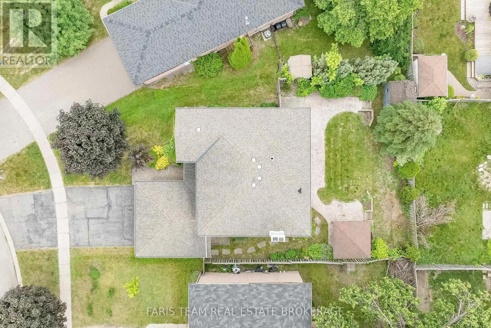 17 RADENHURST CRESCENT