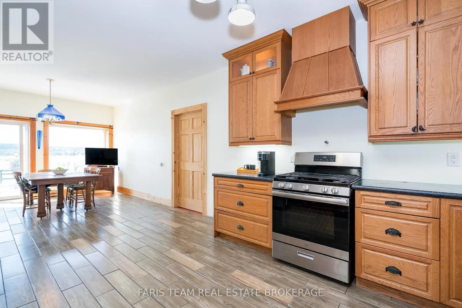 243 CHAMPLAIN ROAD