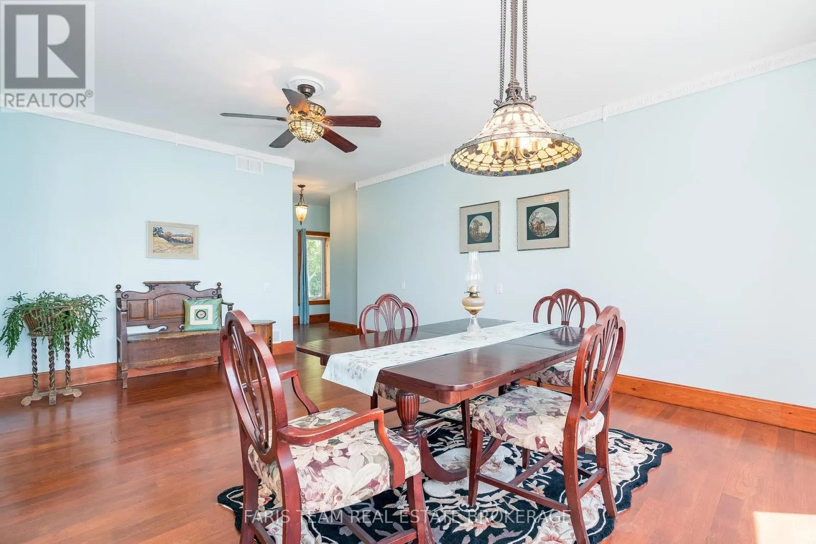 243 CHAMPLAIN ROAD