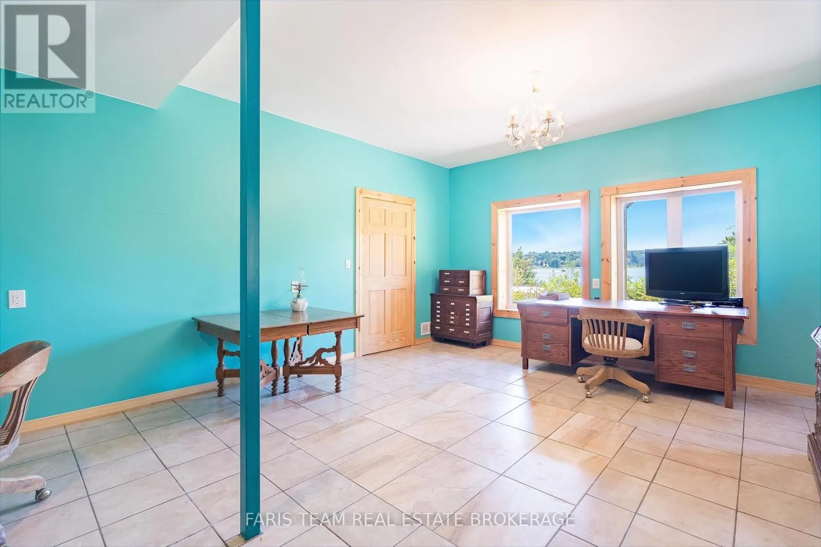 243 CHAMPLAIN ROAD