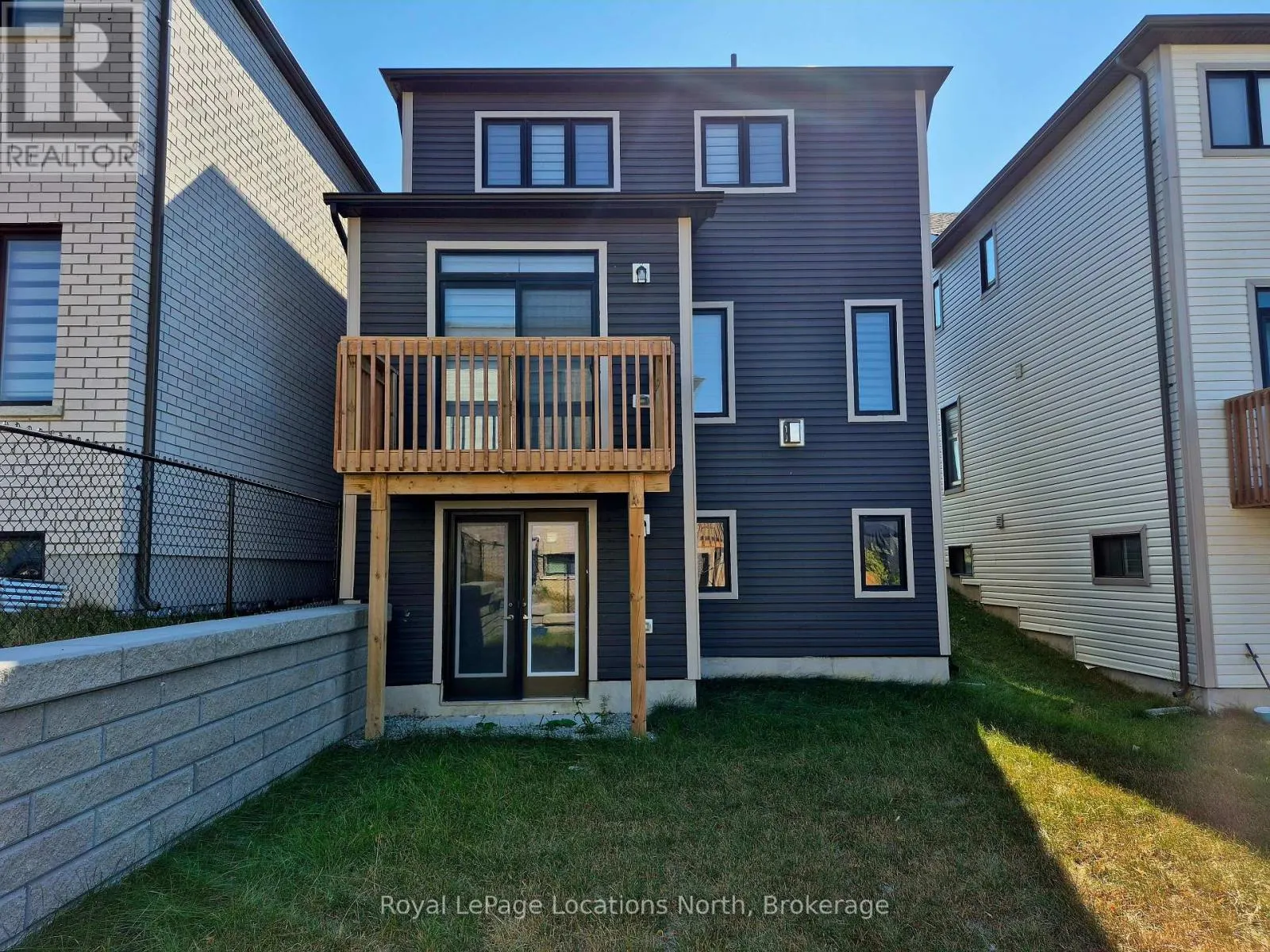 37 FEDERICA CRESCENT