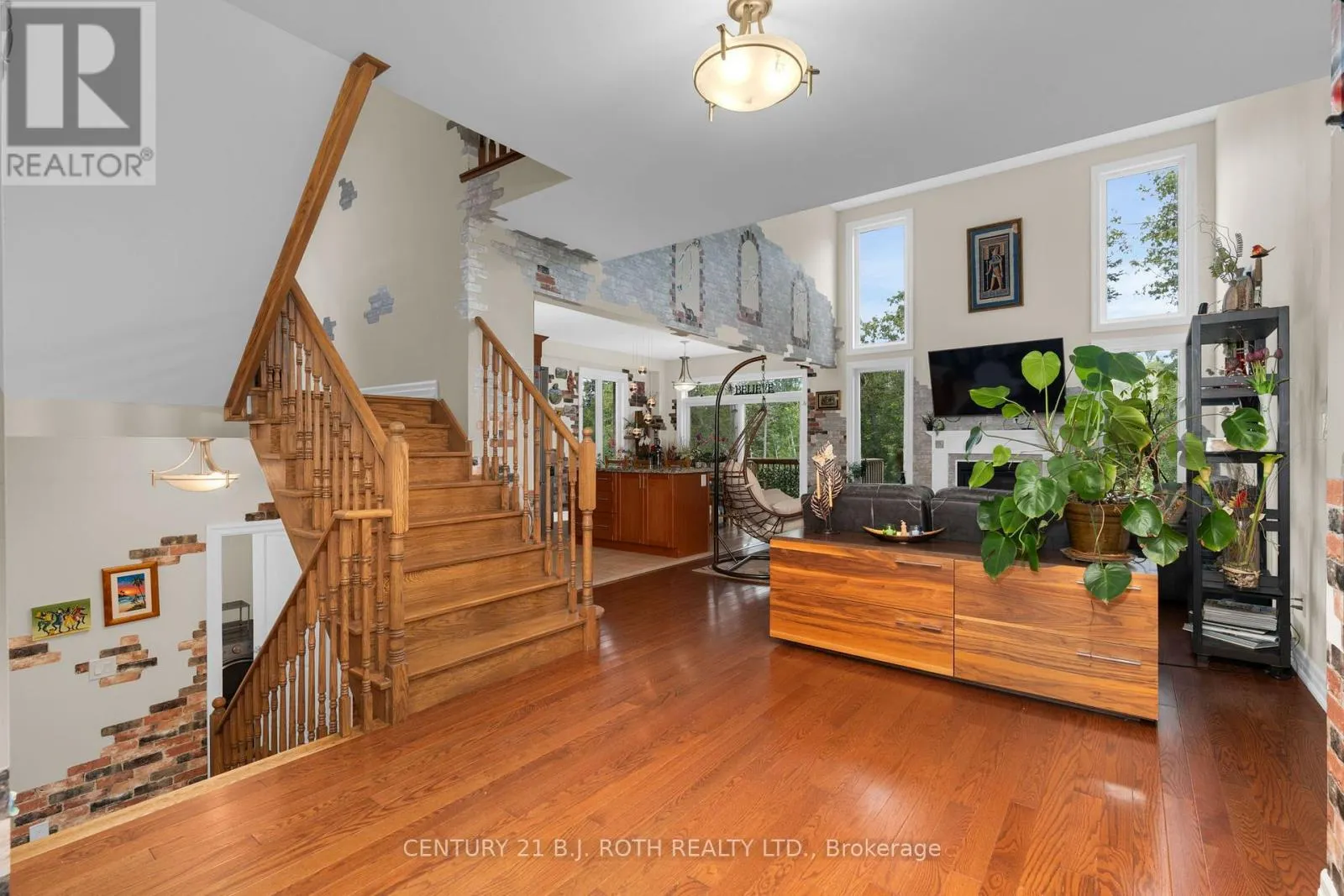 107 ALLEGRA DRIVE
