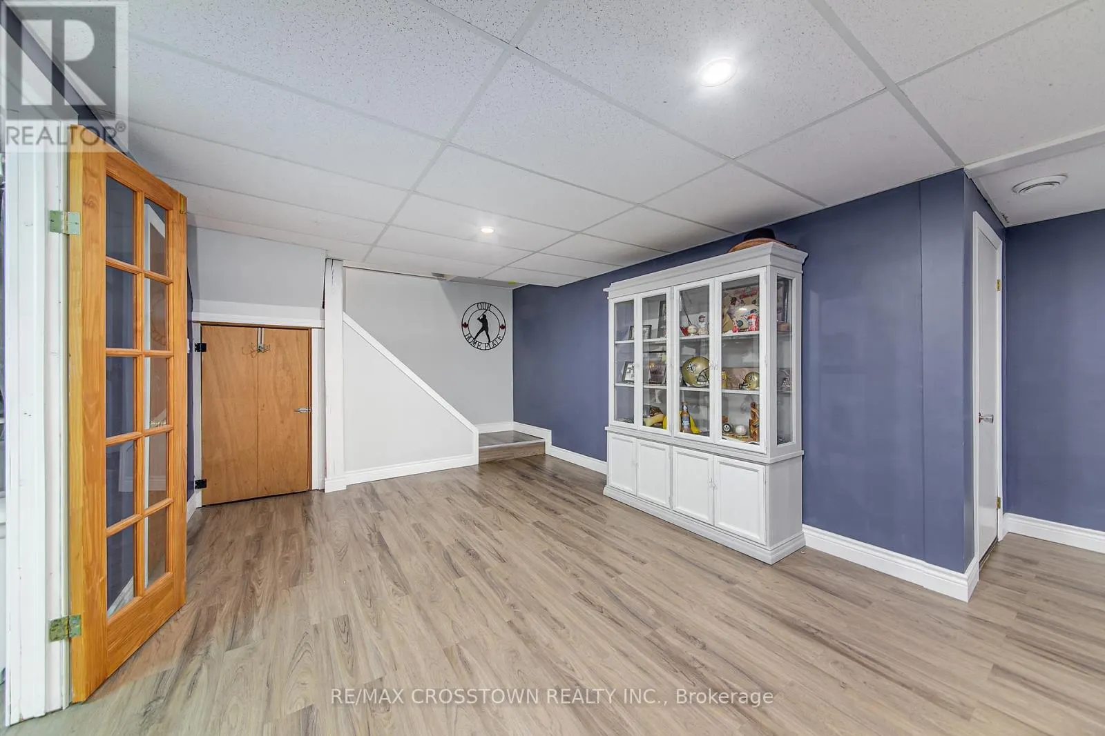70 KNOX ROAD W
