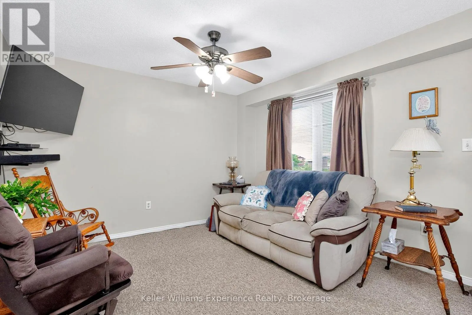 167 SOUTHWINDS CRESCENT